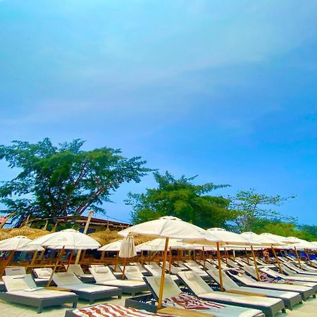 Blu D'Amare Hotel Gili Trawangan Exterior photo