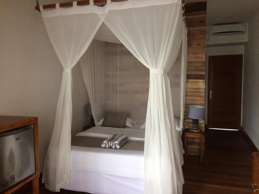 Blu D'Amare Hotel Gili Trawangan Exterior photo
